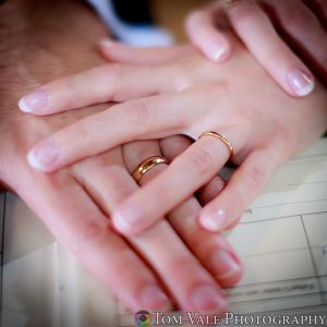 wedding ring hands